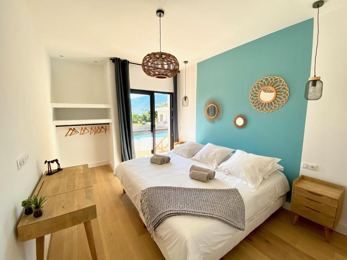 Villas De Standing Avec Magnifique Vue Mer Et Piscines Privees, Sagone Саґон Екстер'єр фото