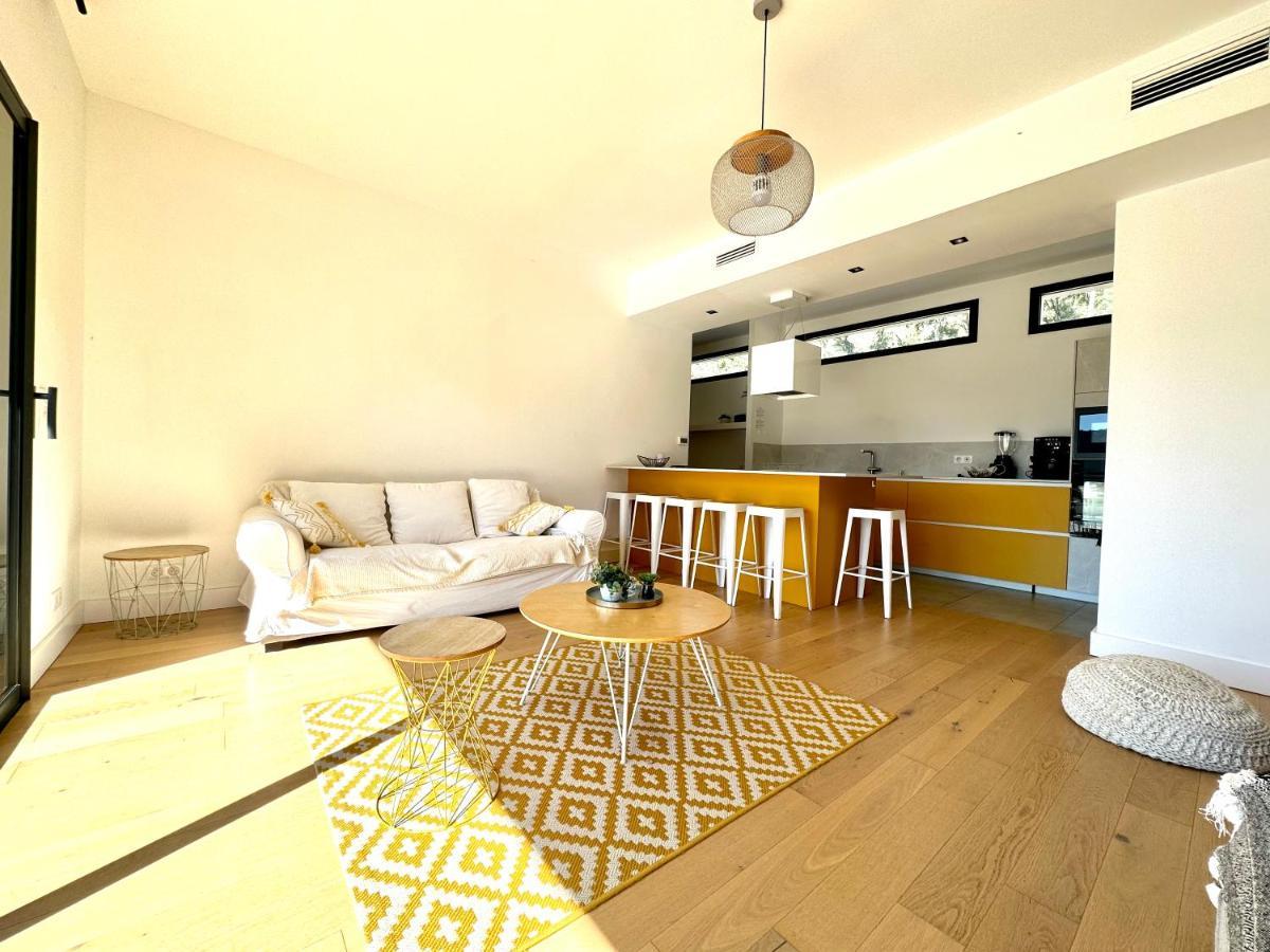 Villas De Standing Avec Magnifique Vue Mer Et Piscines Privees, Sagone Саґон Екстер'єр фото